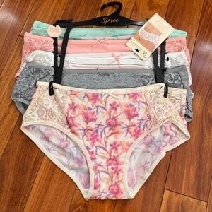 NWT Spree Floral Lace Panty Set